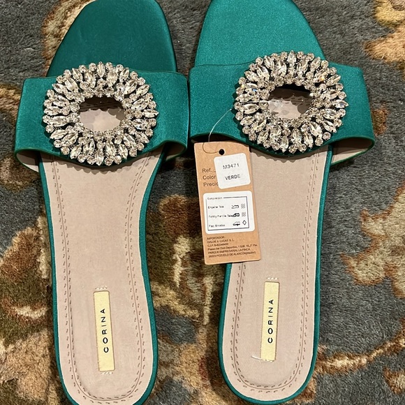 Beautiful Corina shoes bought in a small boutique in the South of Italy. - Picture 3 of 4